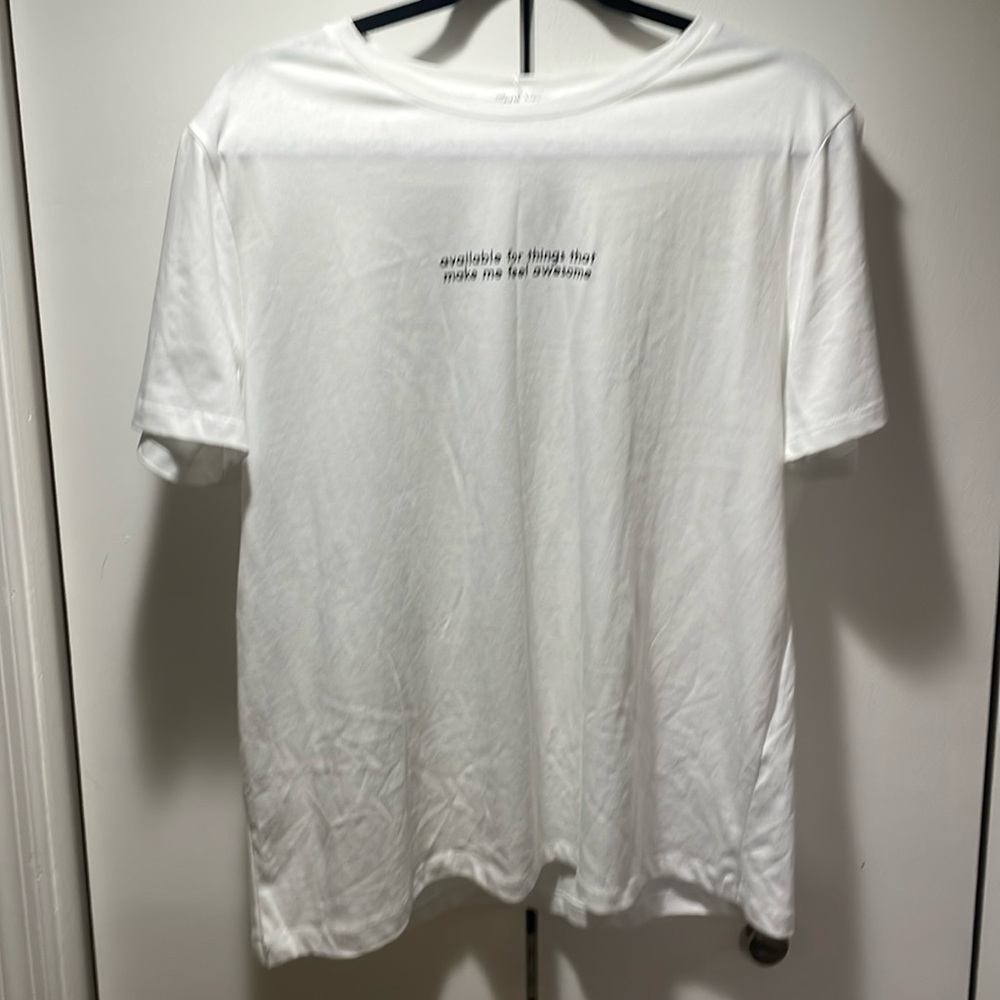 *BRAND NEW* Zara “Available For Things That Make Me Feel Awesome” Tee